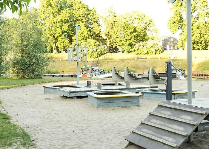 Sadama 4 Street * Pärnu